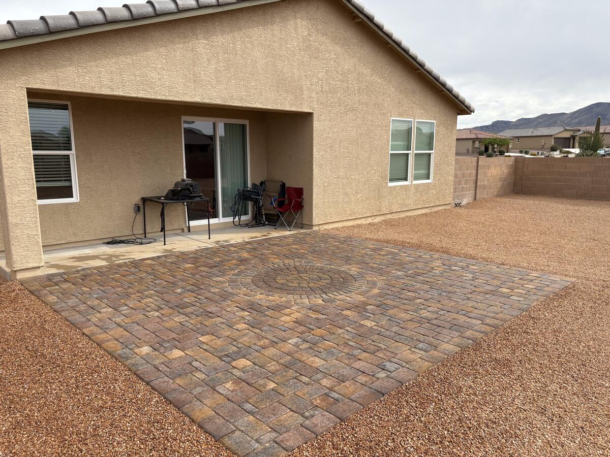 tan-house-backyard-paver-patio-1